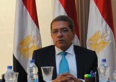 عمرو الجارحي وزير المالية